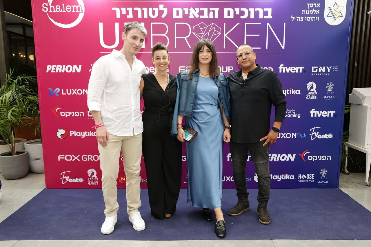 Unbroken charity poker tournament