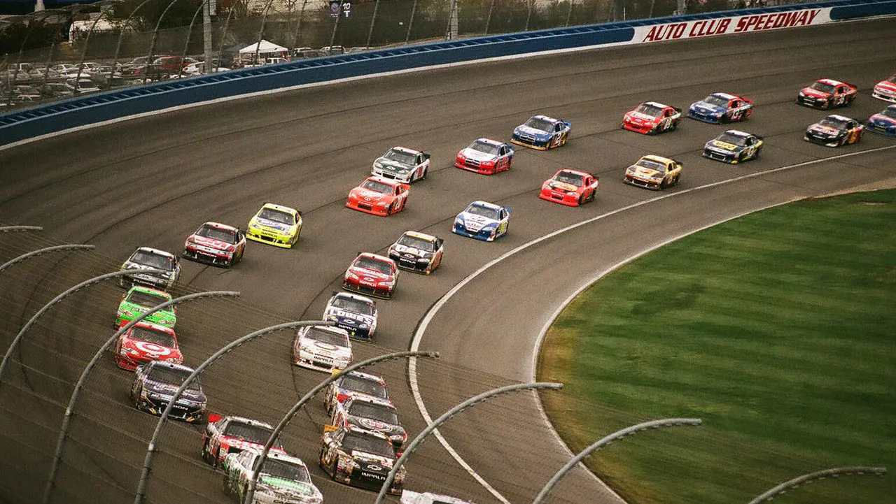 nascar-yellow-flag-lineup