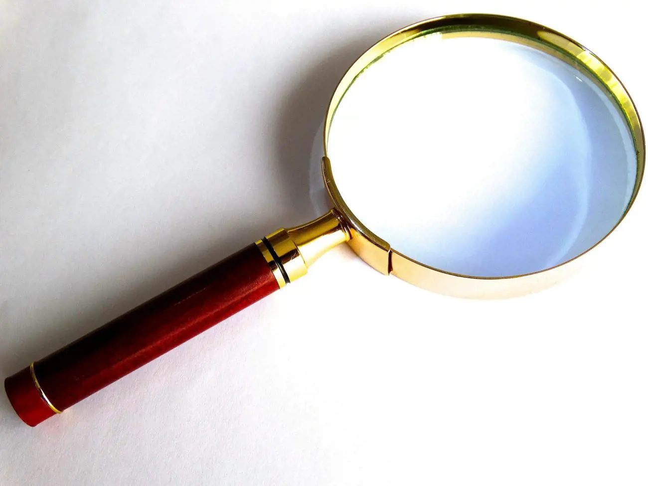 magnifying-glass-450690_1920