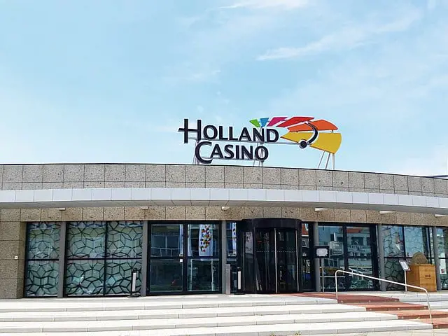 640px-Holland_Casino_Zandvoort_-_panoramio