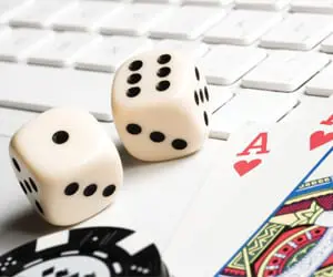 poker_dice_gamble_keyboard_computer_online