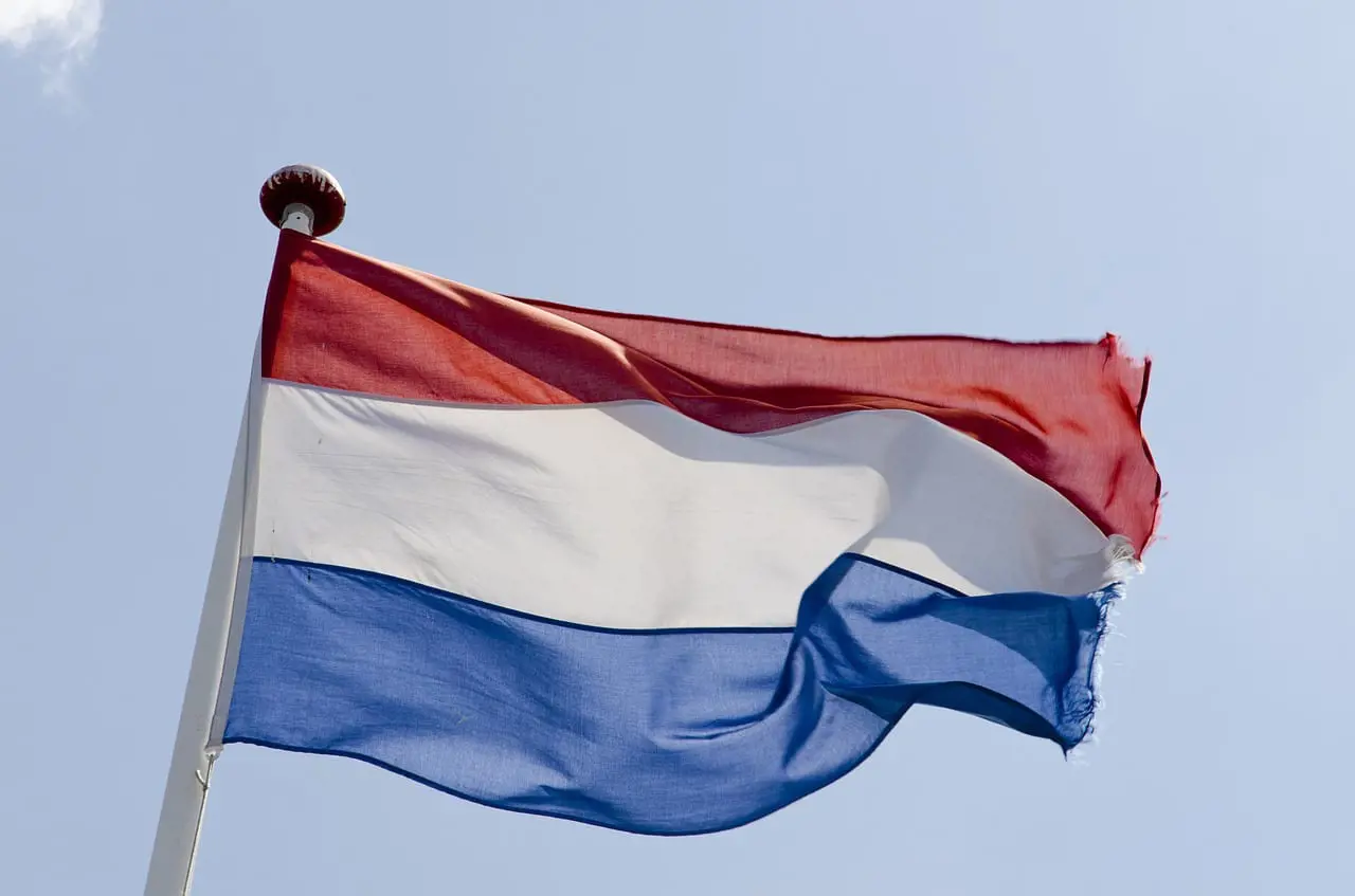 dutch-flag-889734_1280-2